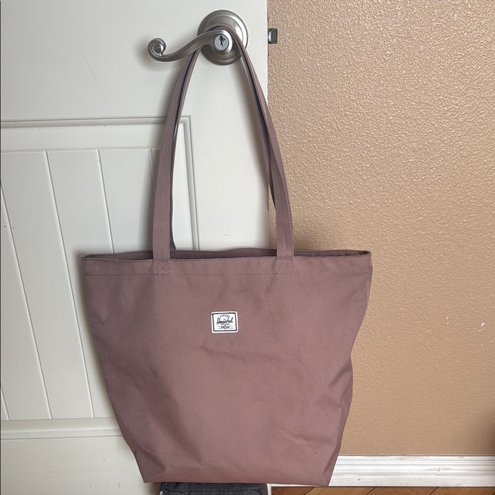 Herschel Supply Company Pink Tote Bag with Classic Shape and Sturdy Material